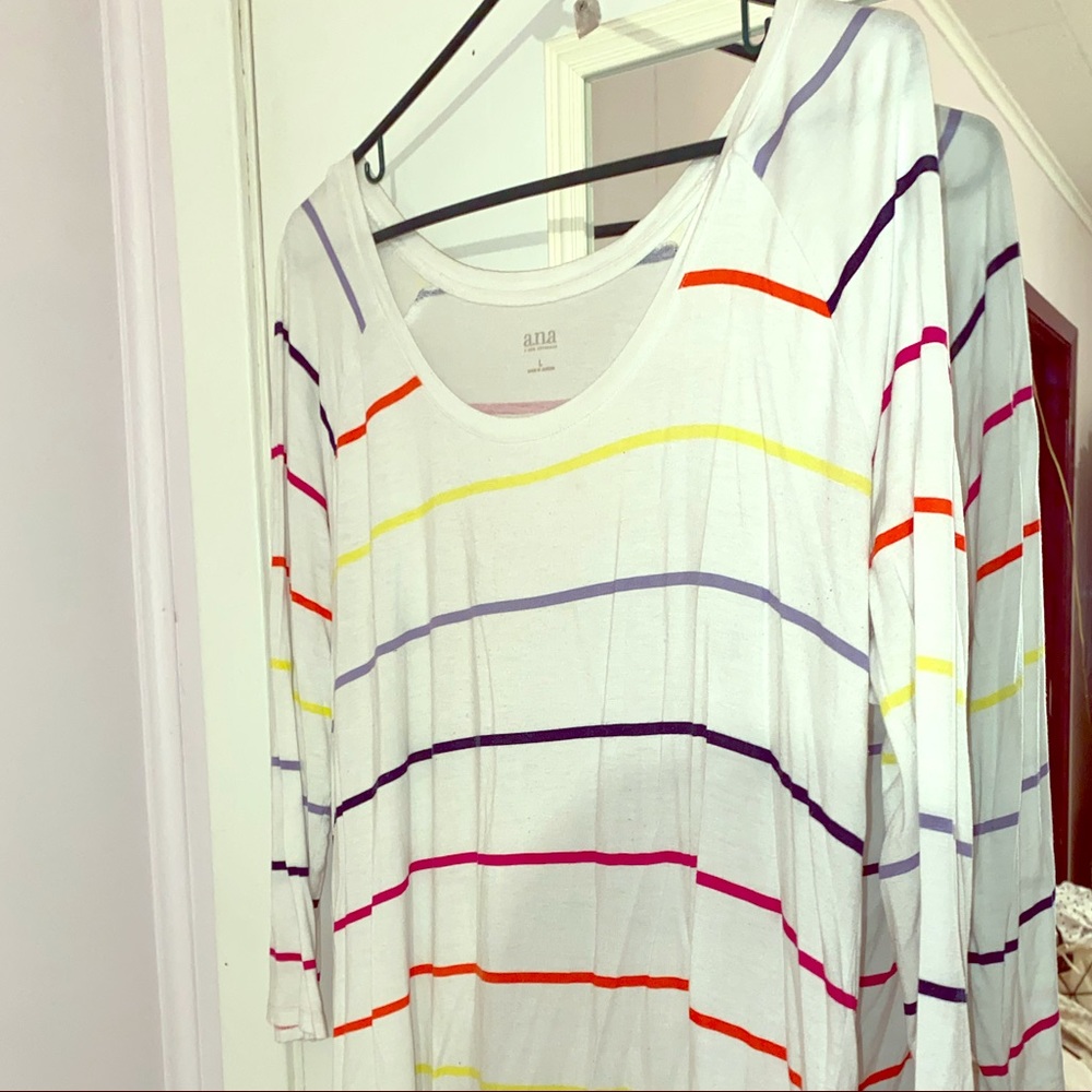 Women’s long-sleeve top